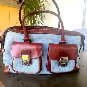 Purse. Dooney & Bourke bag. Authentic. Leather and Jean style.